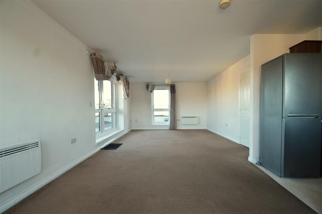 Additional property image - Paxton Drive, Bristol