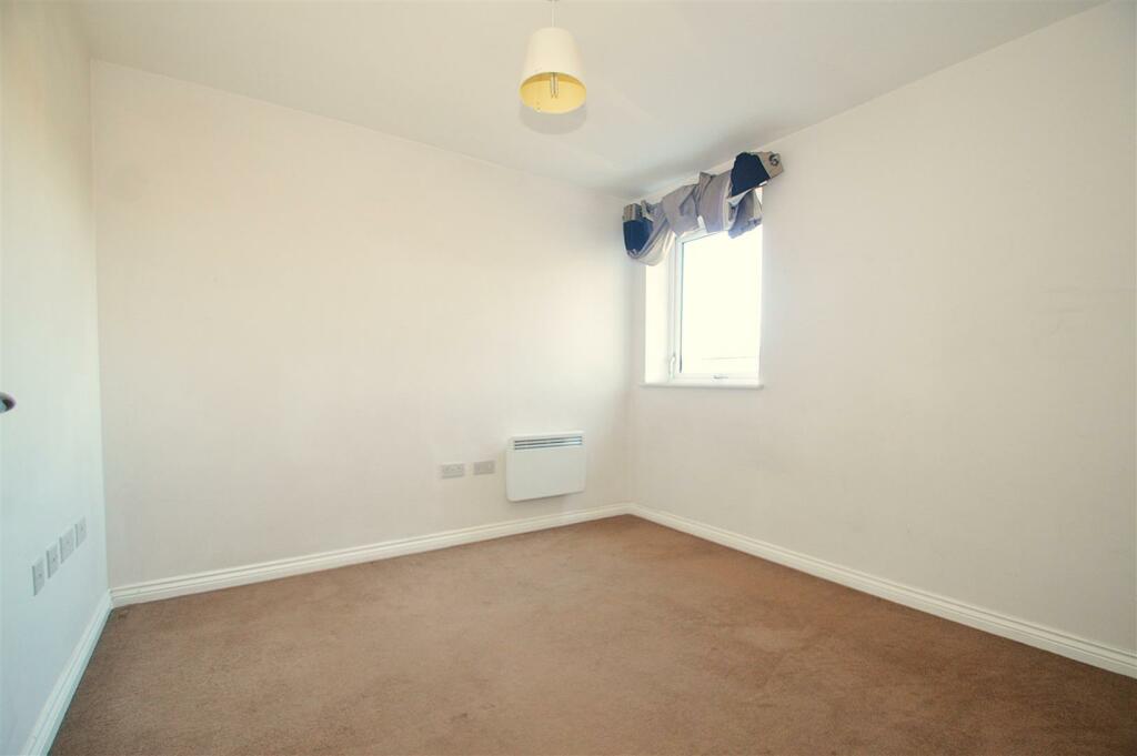 Additional property image - Paxton Drive, Bristol