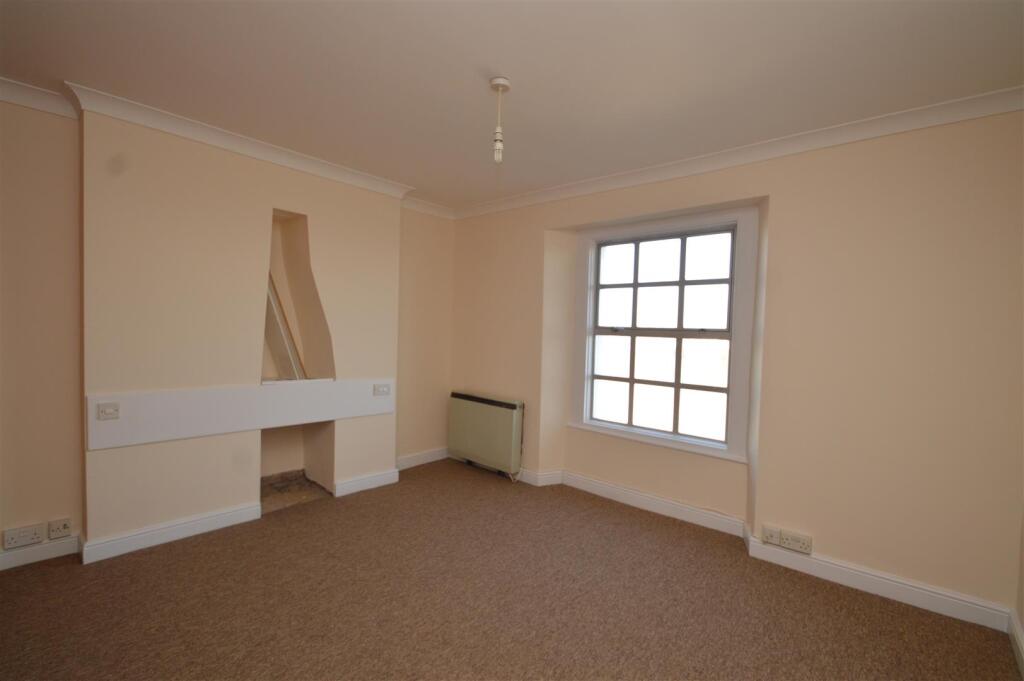 Additional property image - Fremantle Square, Cotham, Bristol