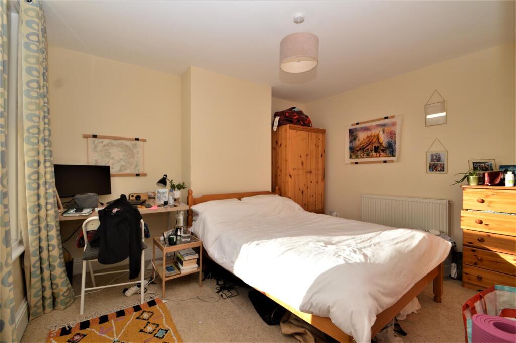 Additional property image - Park Road, Southville, Bristol