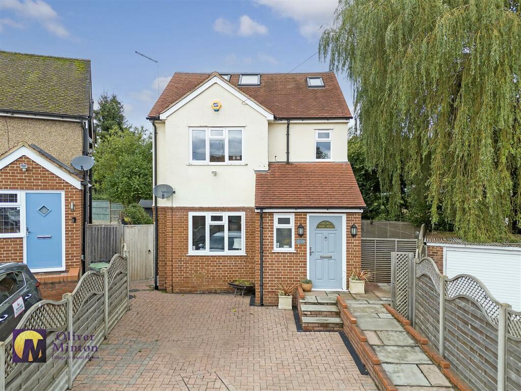 Additional property image - Hansells Mead, Roydon