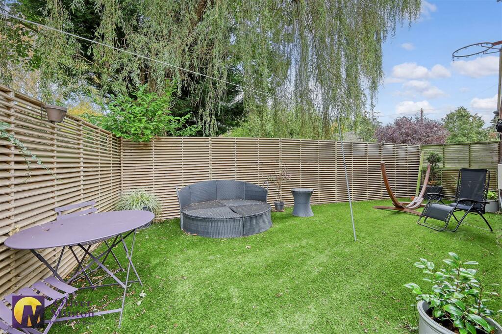 Additional property image - Hansells Mead, Roydon