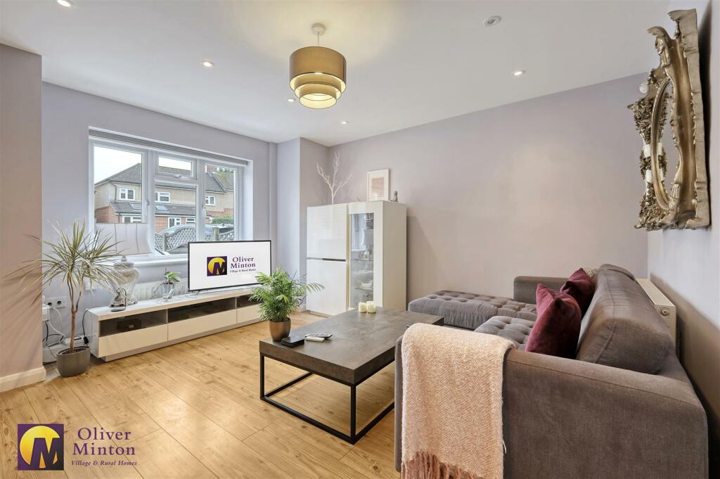 Additional property image - Hansells Mead, Roydon
