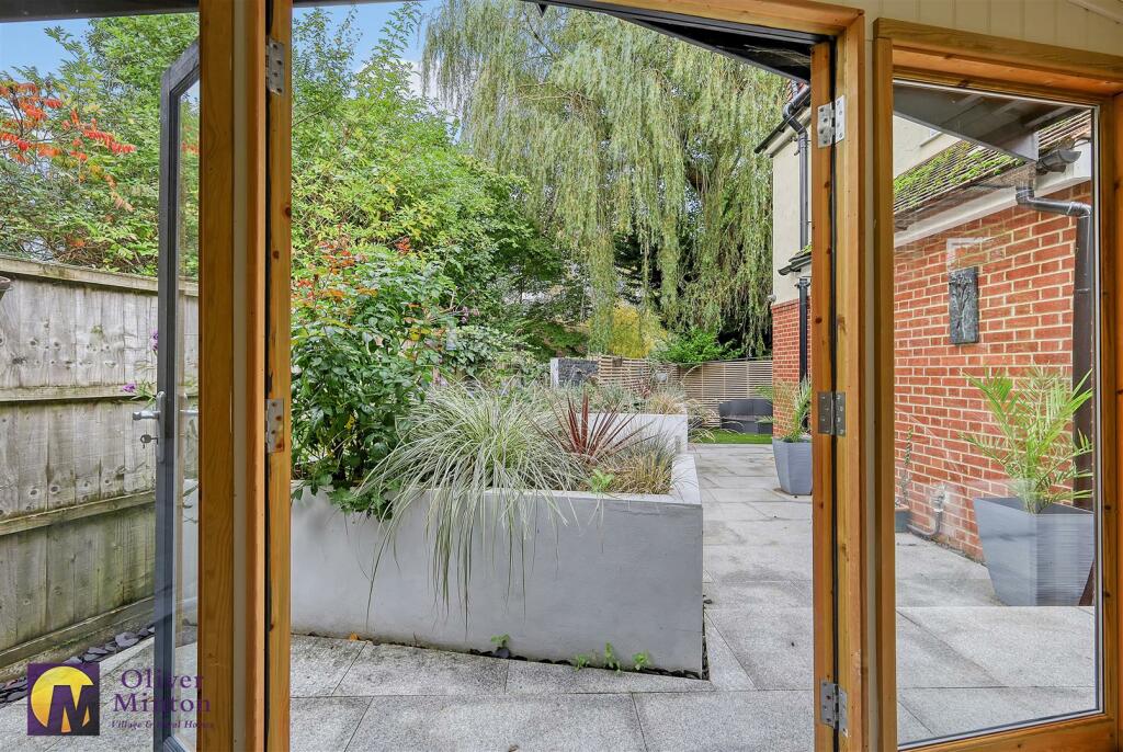 Additional property image - Hansells Mead, Roydon