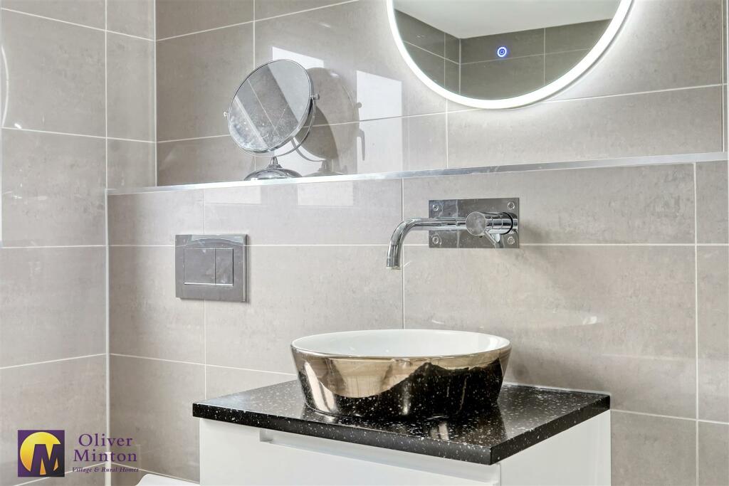 Additional property image - Hansells Mead, Roydon