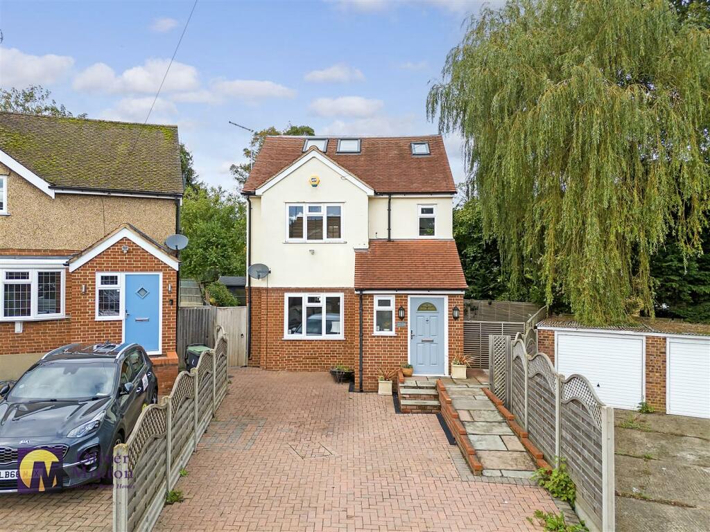 Additional property image - Hansells Mead, Roydon
