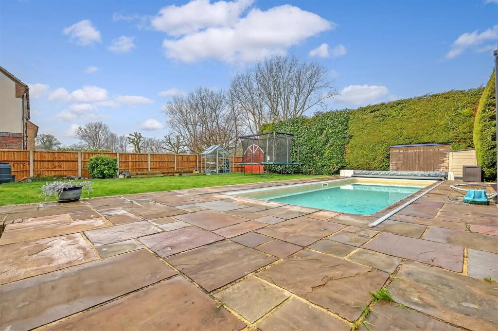 Additional property image - The Granary, Roydon