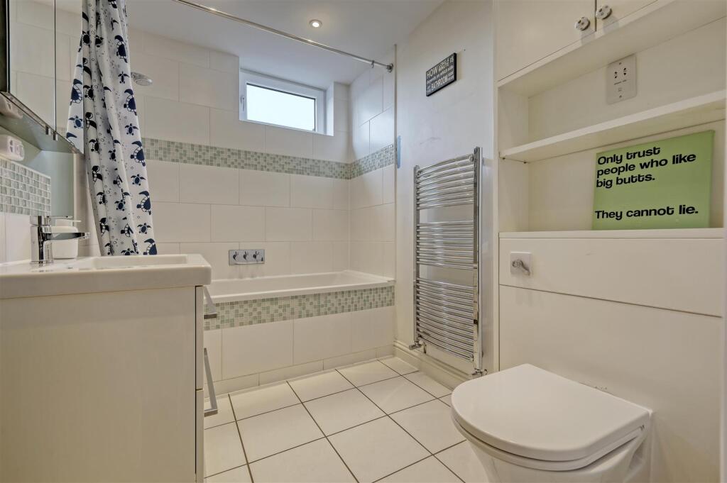 Additional property image - The Granary, Roydon