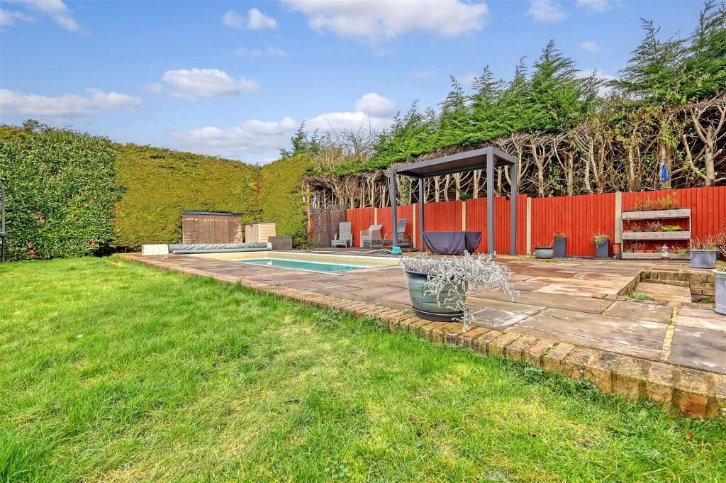 Additional property image - The Granary, Roydon
