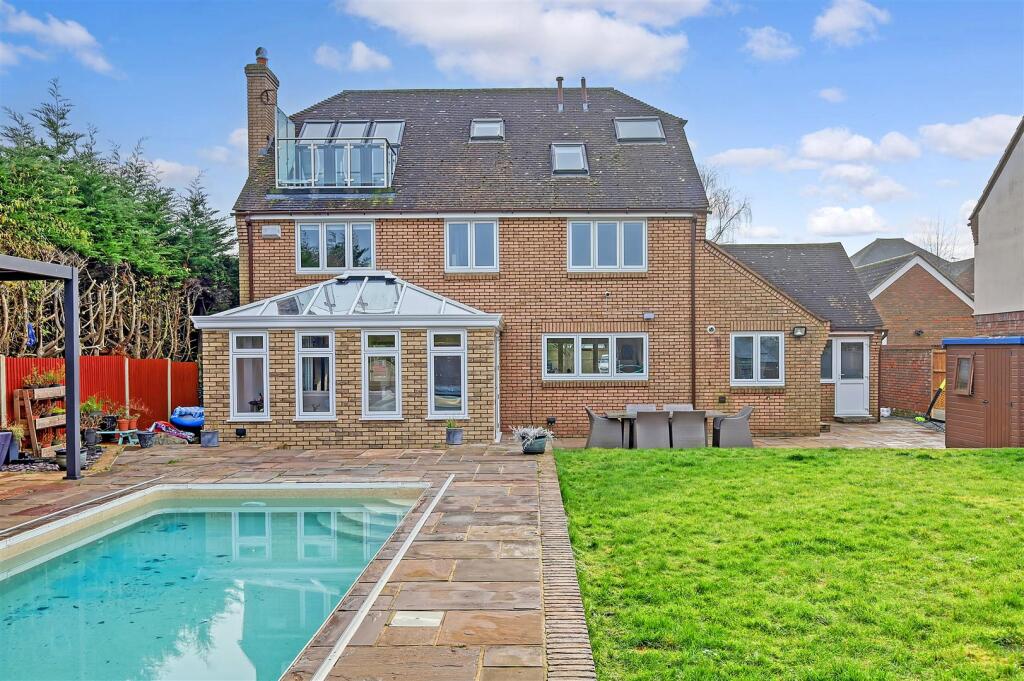 Additional property image - The Granary, Roydon