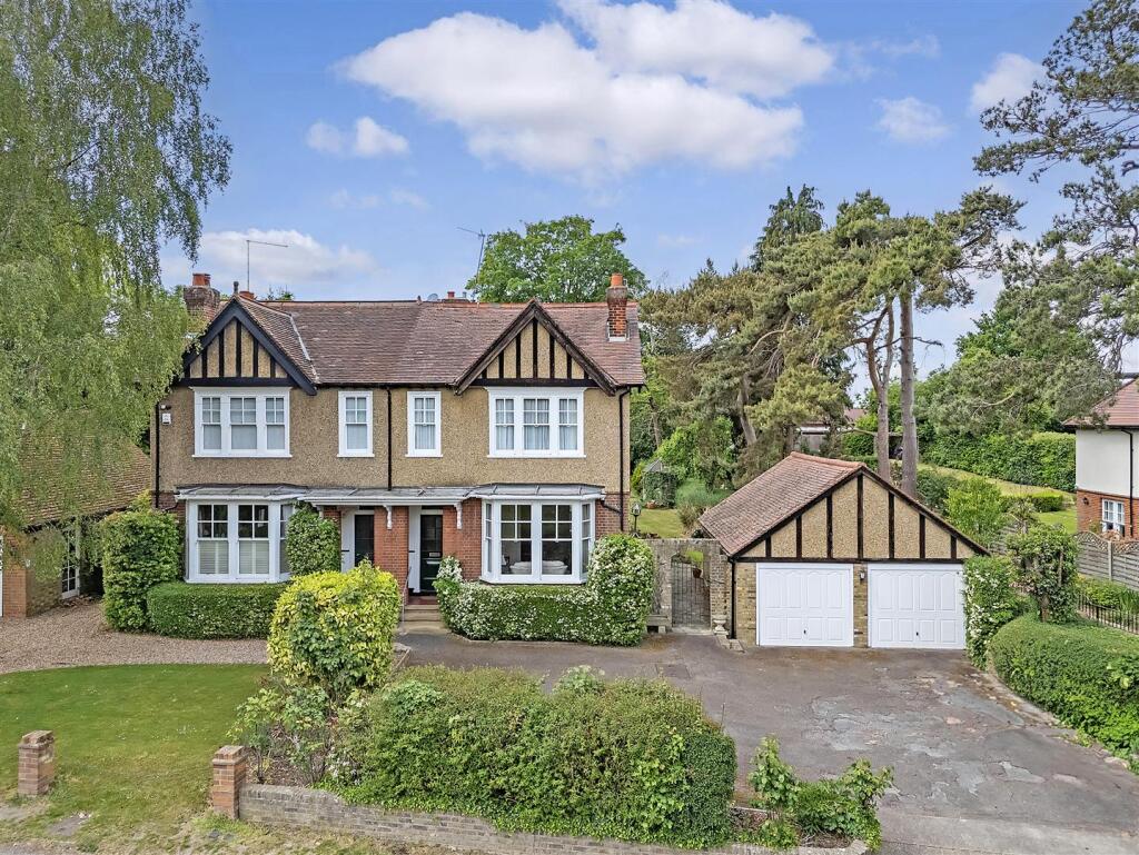 Main image of property: Epping Road, Roydon