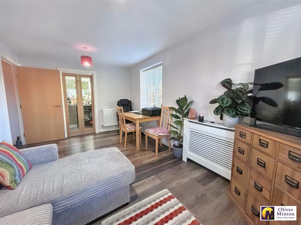 2 bedroom flat for sale in 50 SHARED OWNERSHIP Clements Close