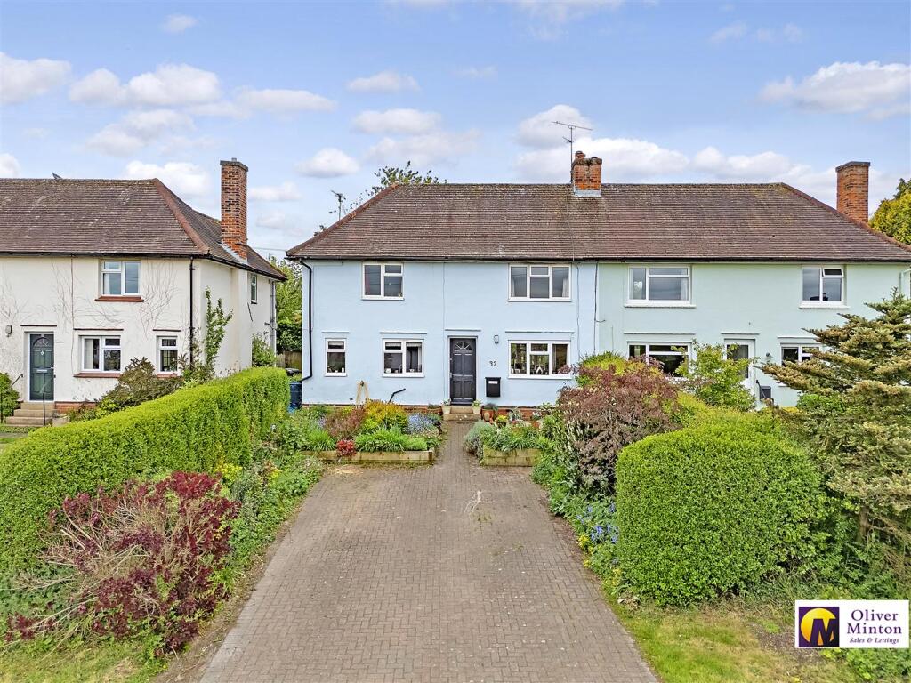 Main image of property: CHAIN FREE 4 bedroom with large garden - Green Lane, Braughing