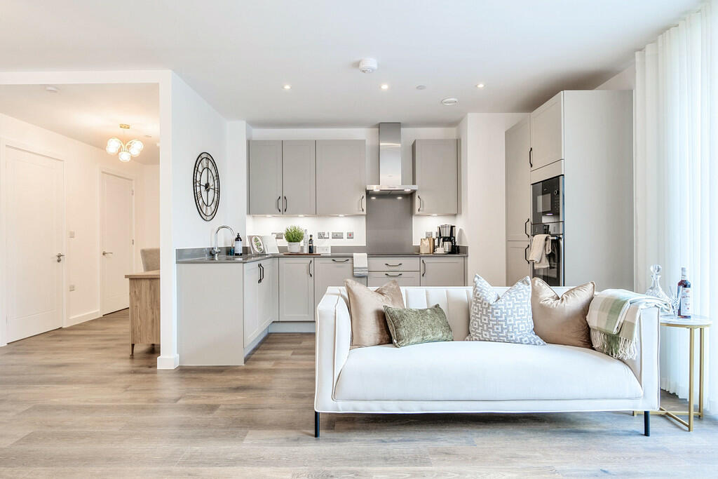 Additional property image - Glade House, Whitchurch Road, Great Boughton