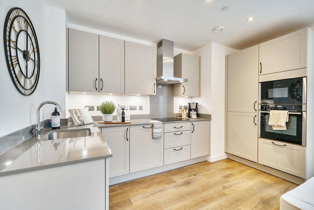 Additional property image - Glade House, Whitchurch Road, Great Boughton