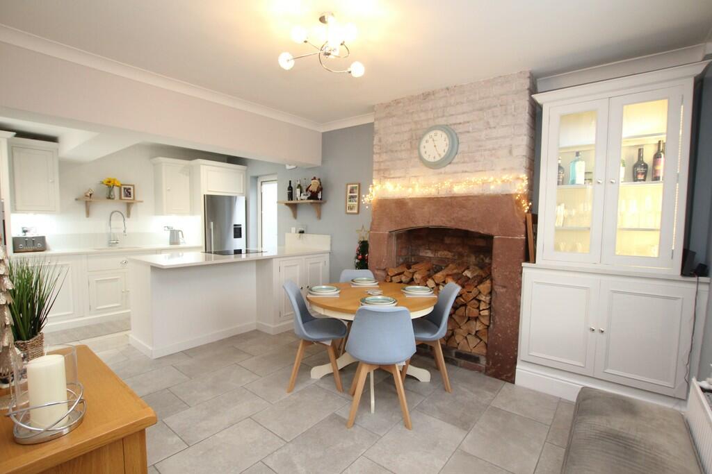 Additional property image - Stocks Lane, Boughton, Chester