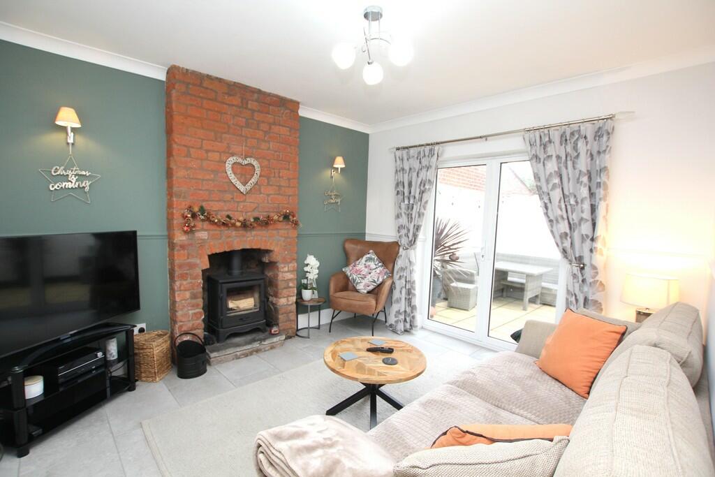Additional property image - Stocks Lane, Boughton, Chester