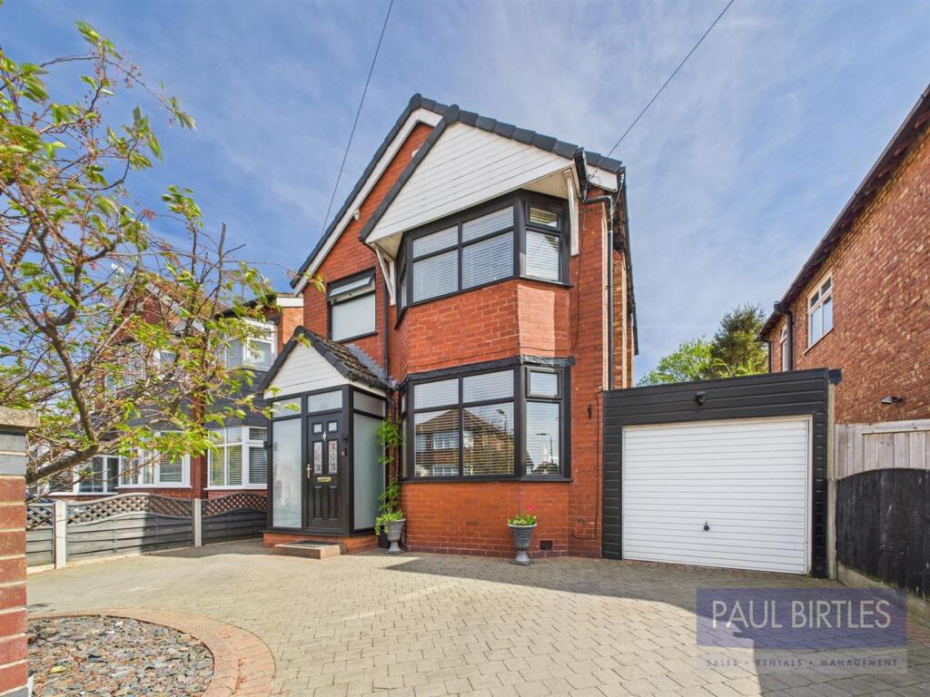 Main image of property: Warwick Drive, Davyhulme, Trafford, M41 7AY
