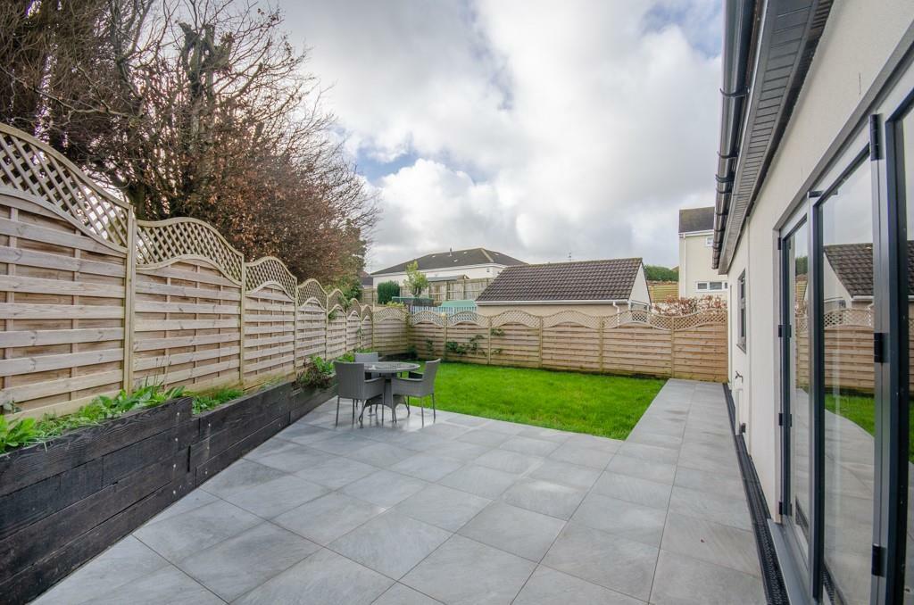Additional property image - Glendale, Downend, Bristol, BS16 6EQ