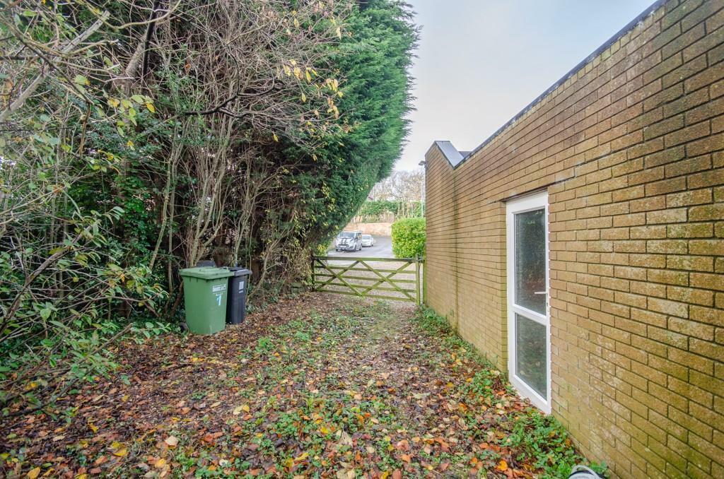 Additional property image - Stockwell Glen, Downend, Bristol, BS16 6XD