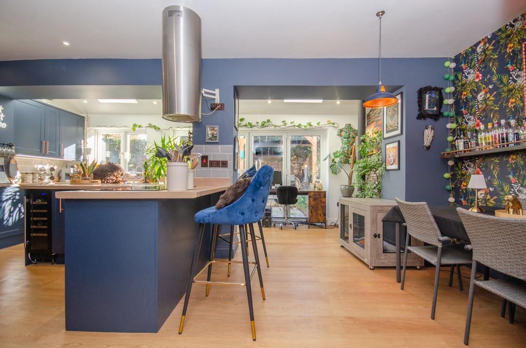 Additional property image - Mangotsfield Road, Mangotsfield, Bristol, BS16 9LG