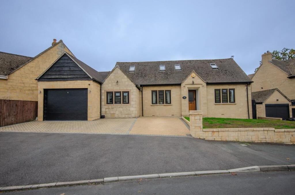 Main image of property: Riverwood Road, Frenchay, Bristol, BS16 1NX