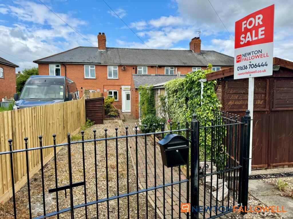 3 bedroom terraced house for sale in Hough Lane, Claypole, NG23