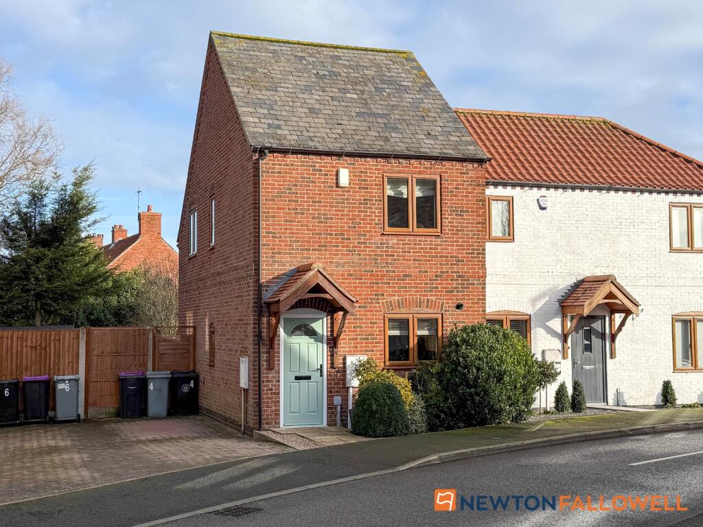 Main image of property: Peacocks Launde, Claypole