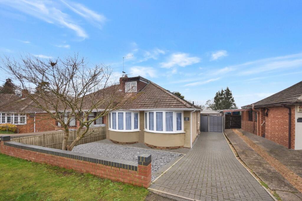 3 bedroom semidetached bungalow for sale in Bouverie Road, Hardingstone, Northampton, NN4
