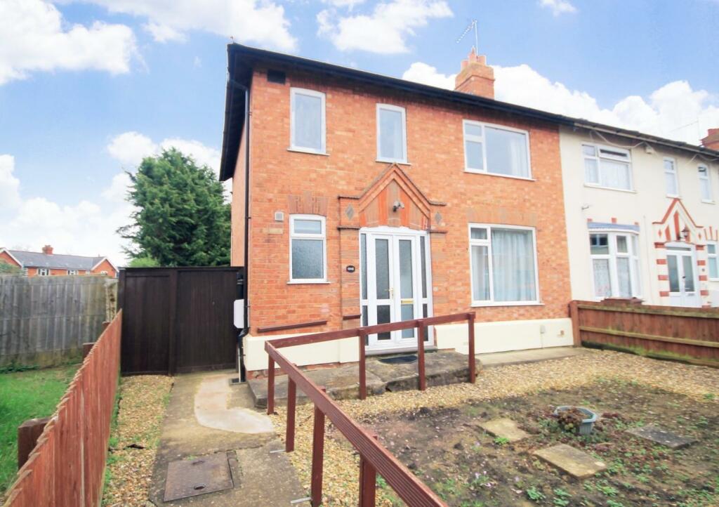 3 bedroom end of terrace house for sale in Fawsley Road, Far Cotton, Northampton, NN4