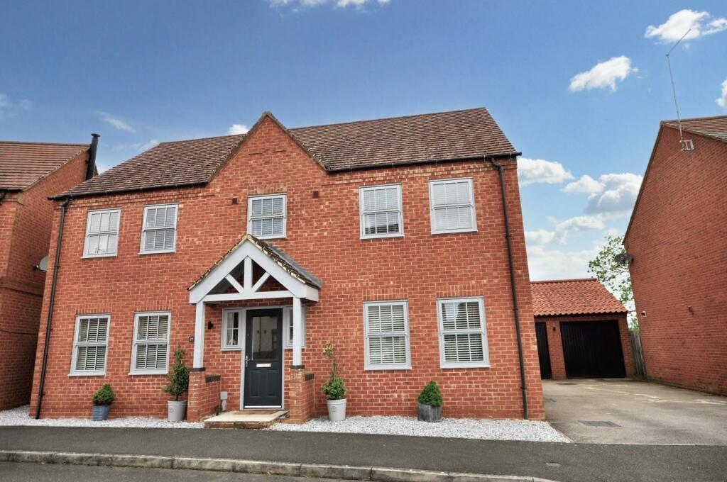 4 bedroom detached house for sale in 27 Long Breech, Mawsley, NN14