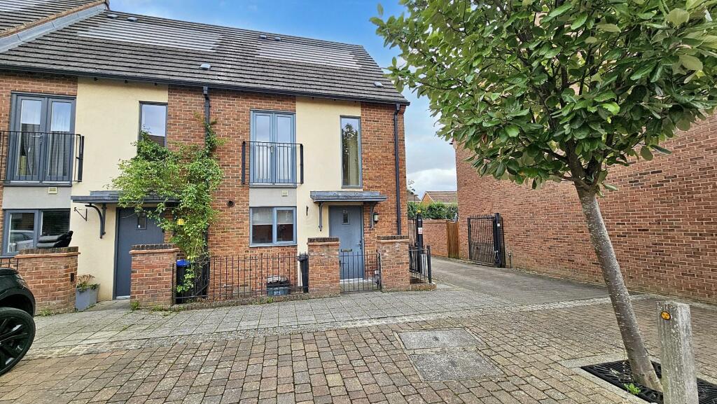 Main image of property: Samwell Lane, Upton