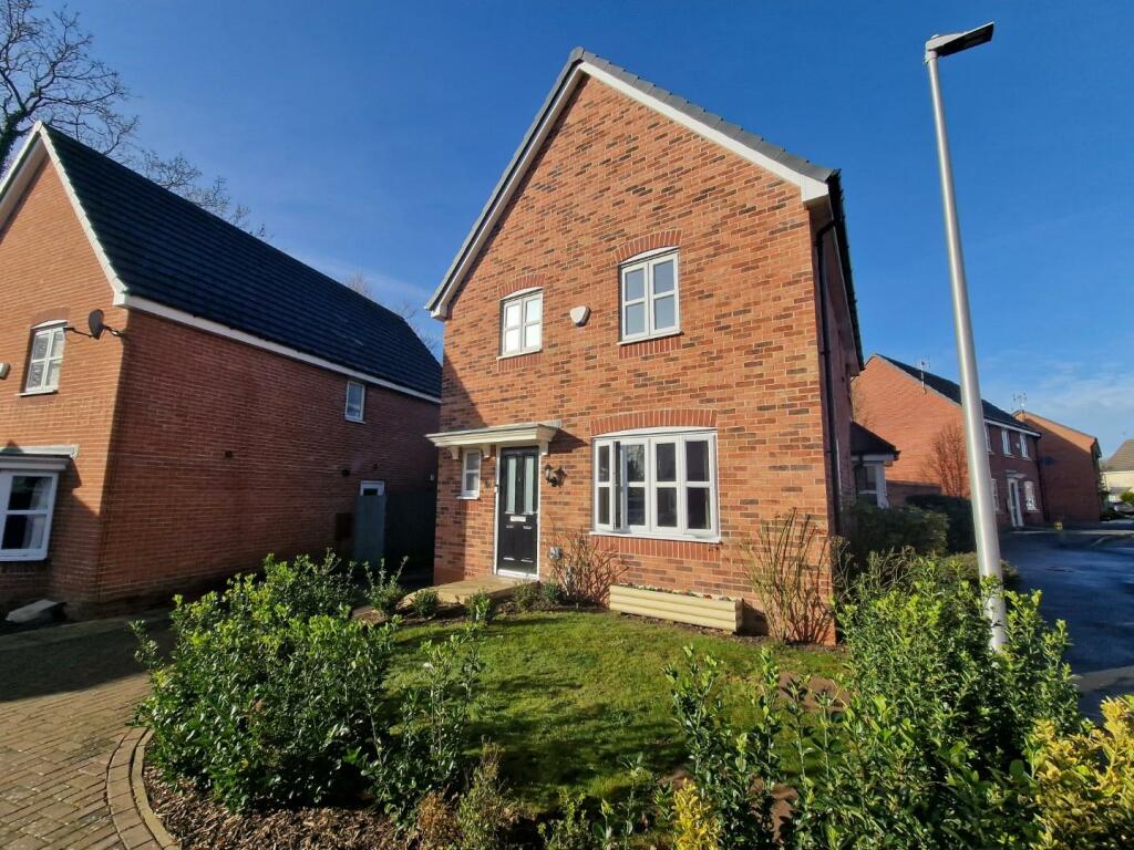 3 bedroom detached house for sale in Teeswater Close, Long Lawford