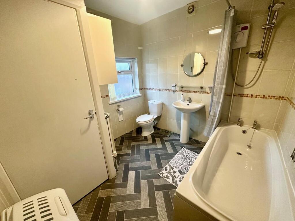 Additional property image - Addison Road, Rugby