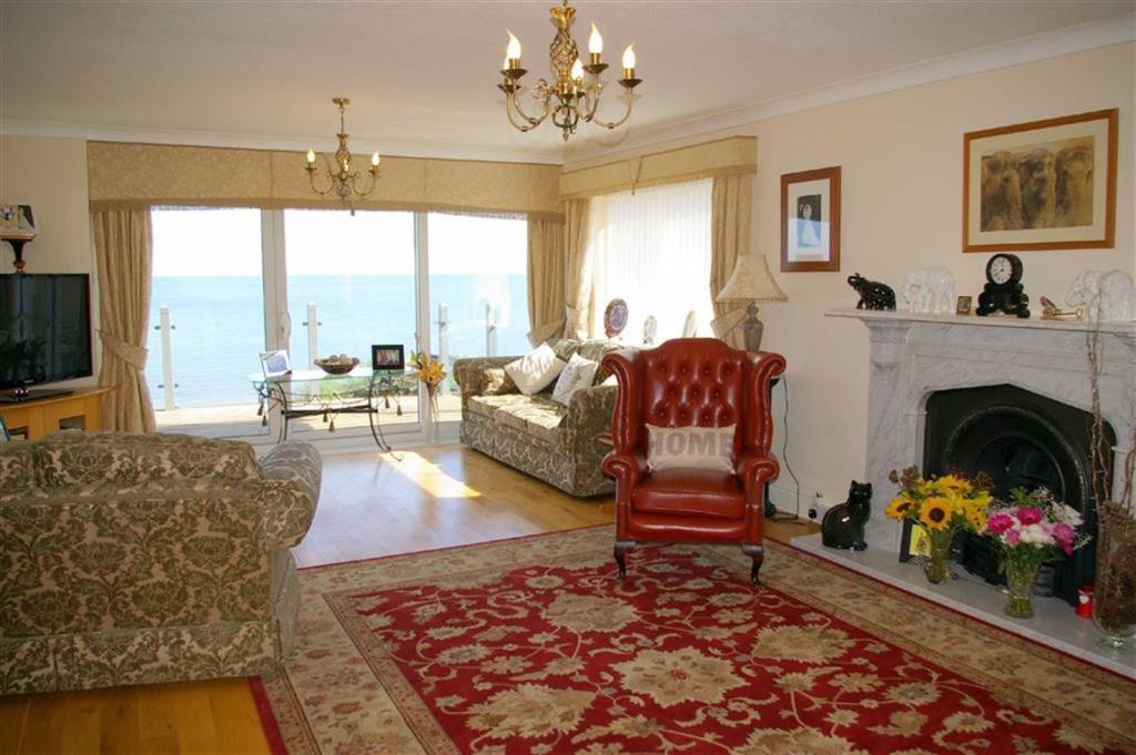 6 bedroom detached house for sale in Penrhyn Beach East, Penrhyn Bay