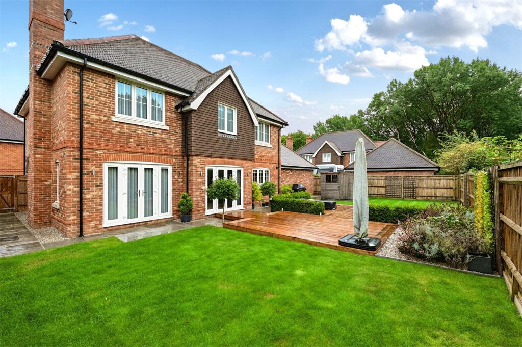 Main image of property: London Road, Hartley Wintney, Hook, Hampshire, RG27