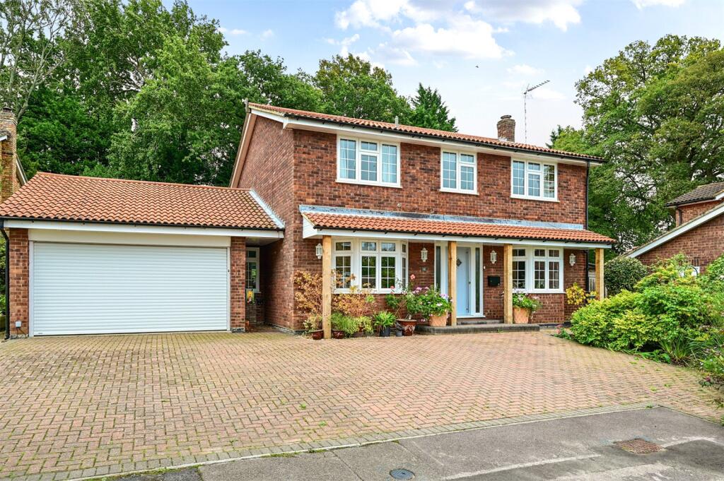Main image of property: Cottage Green, Hartley Wintney, Hook, Hampshire, RG27
