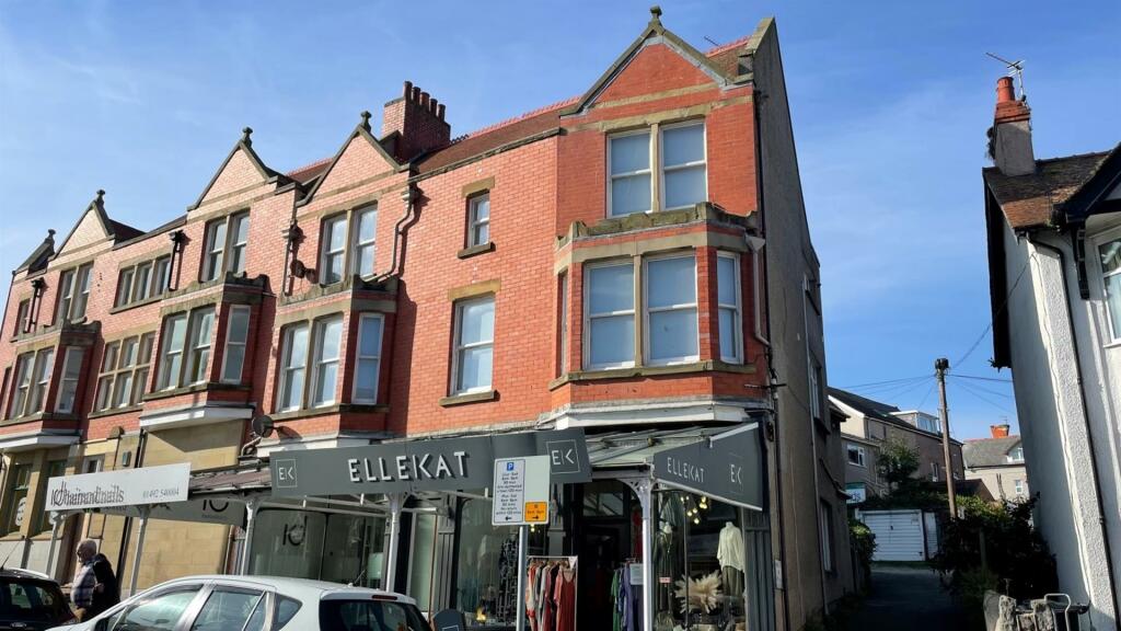 2 bedroom apartment for sale in Colwyn Avenue, Rhos On Sea, Colwyn Bay