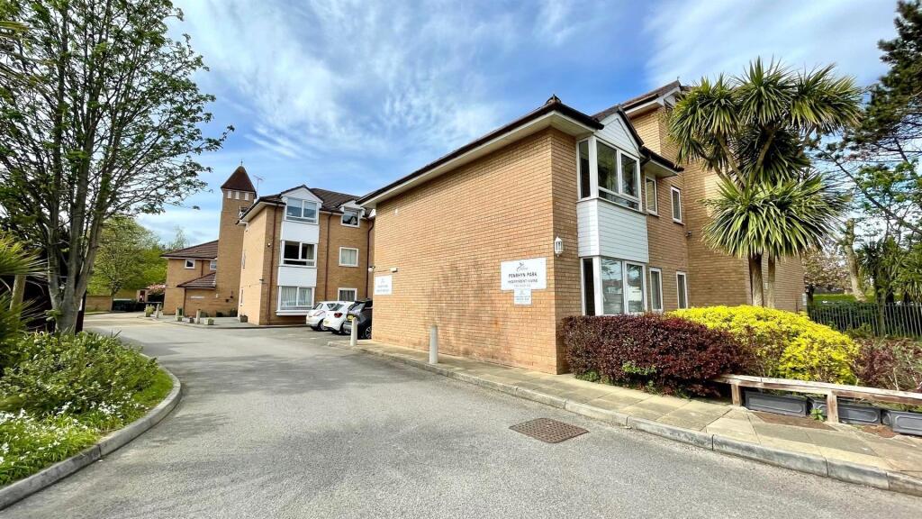 Main image of property: Penrhyn Avenue, Rhos On Sea, Colwyn Bay
