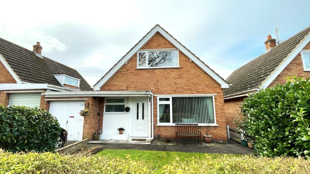 2 bedroom detached bungalow for sale in Tyn Y Celyn, Glan Conwy, Colwyn Bay, LL28