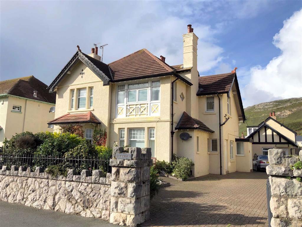 2 bedroom apartment for sale in Gloddaeth Avenue, West Shore, Llandudno