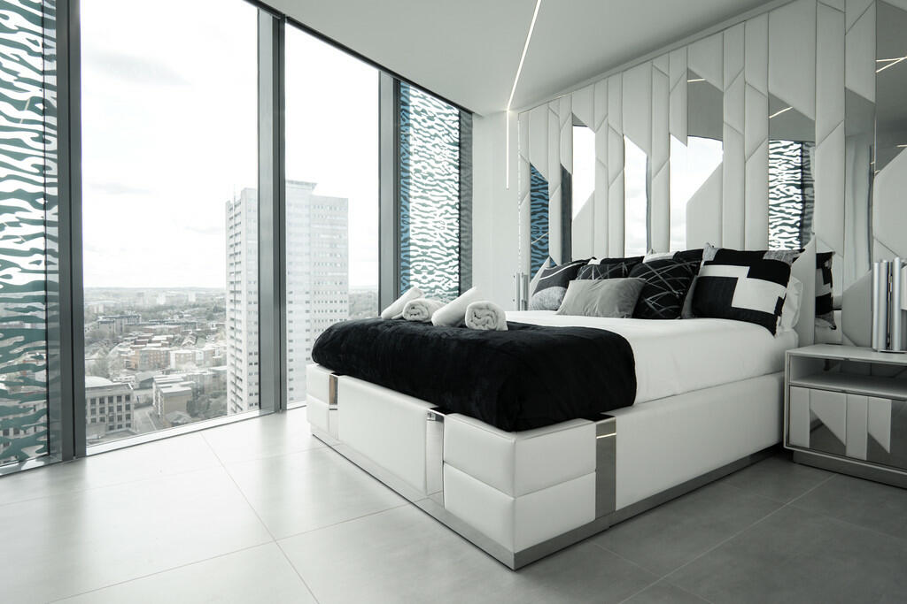 Additional property image - Beetham Tower, 10 Holloway Circus, Queensway