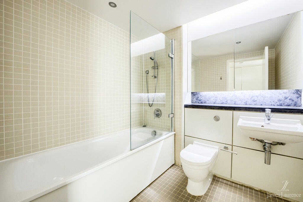 2 bedroom apartment for sale in Beetham Tower, 10 Holloway Circus