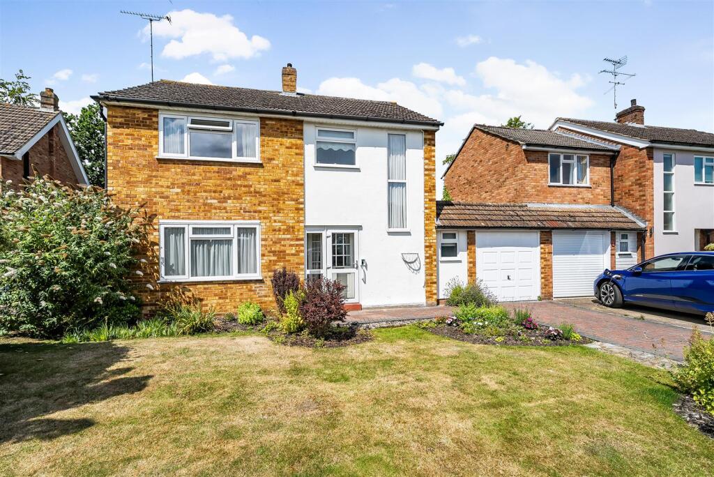 Main image of property: Lea Croft, Crowthorne, Berkshire, RG45 6RJ