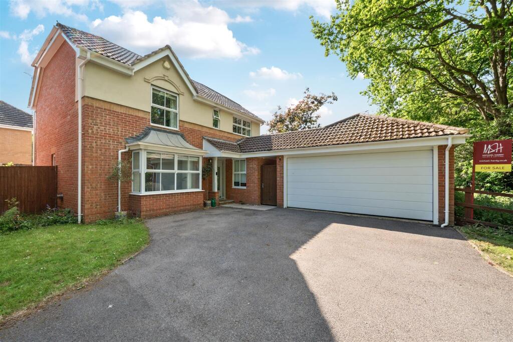 Main image of property: Babbage Way, Bracknell, Berkshire, RG12 7GN