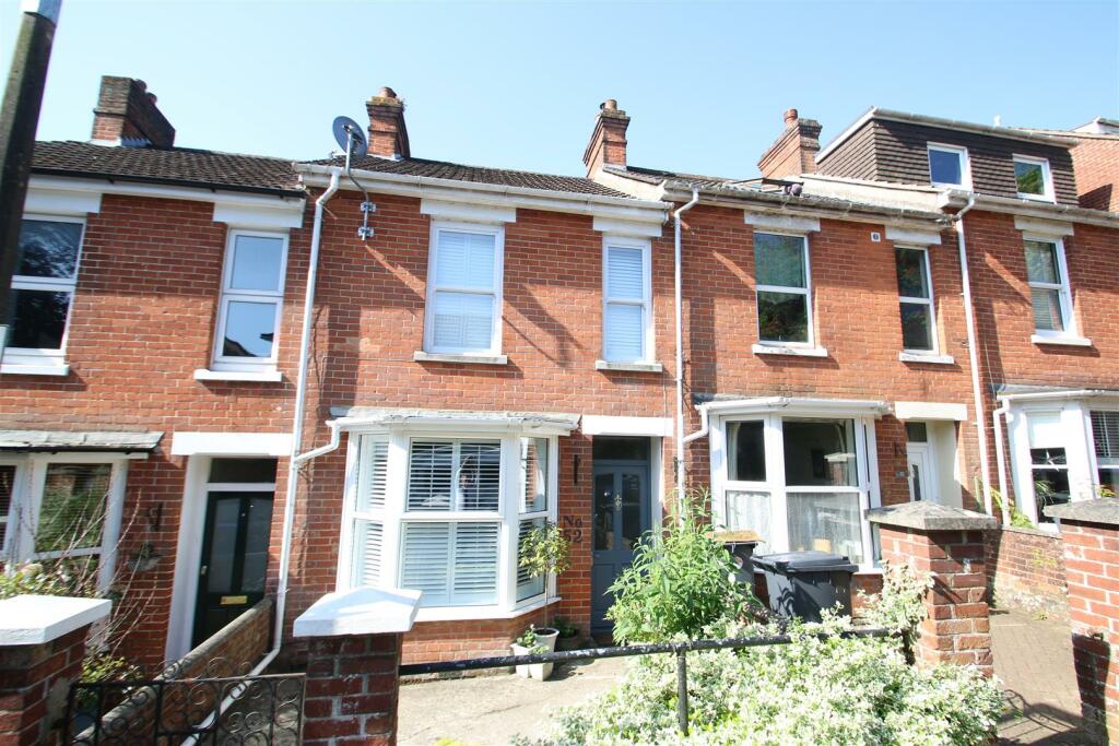 2 bedroom town house for sale in Campbell Road, Salisbury, SP1