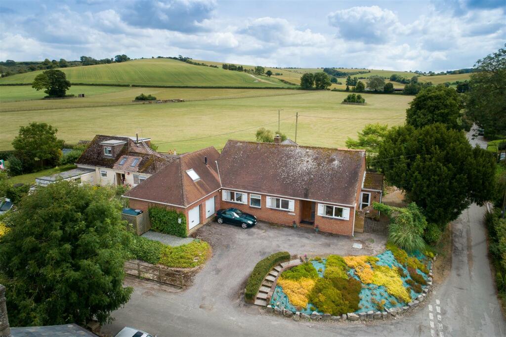 Main image of property: The Cross, Bishopstone