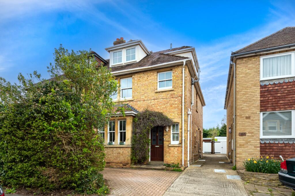 Main image of property: Summertown OX2 7QD