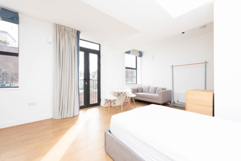 Main image of property: New Inn Hall St, Oxford OX1 2DE