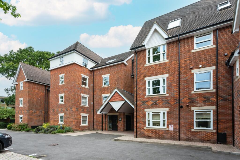 Main image of property: Randolph House, 1 Hernes Road, Oxford, Oxfordshire, OX2